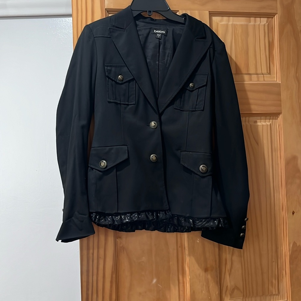 Great condition Bebe size 8 blazer